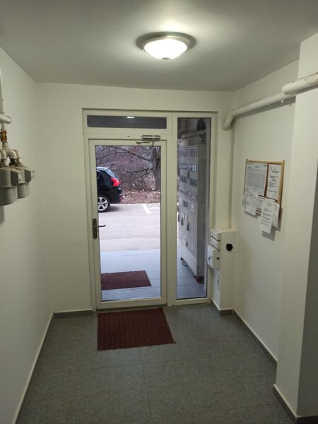 Centru Popesti- Leordeni gars. dec. mob, util complet, parcare